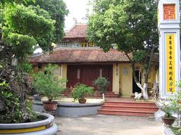 Đền Bích Câu
