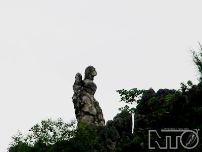 Núi Vọng Phu Thanh Hóa