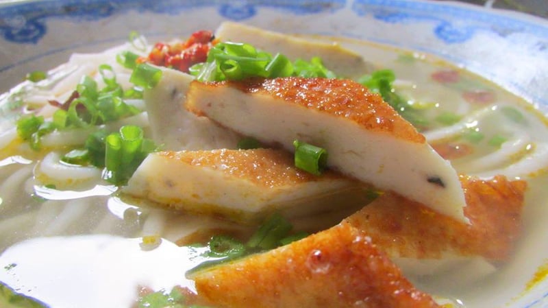Bánh canh chả cá Nha Trang, món ngon không nên bỏ lỡ