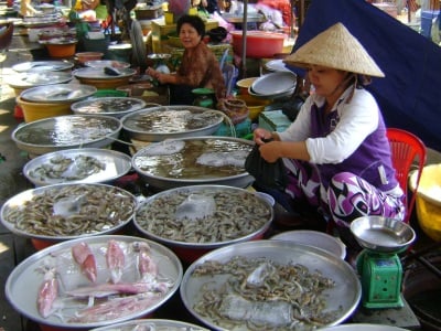 Chợ Phú Lâm