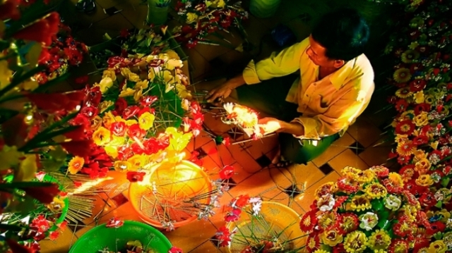 Rực rỡ sắc màu làng hoa giấy Thanh Tiên