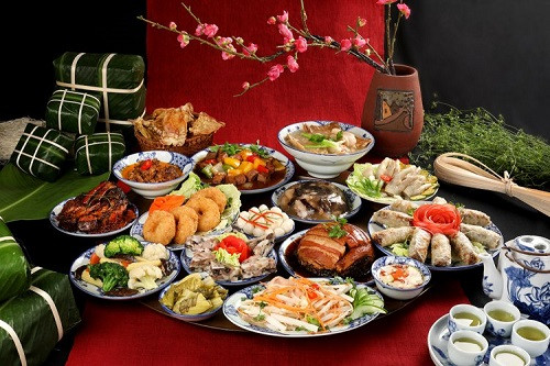 Những món ăn ngày Tết không thể thiếu trong mâm cơm ba miền đất Việt
