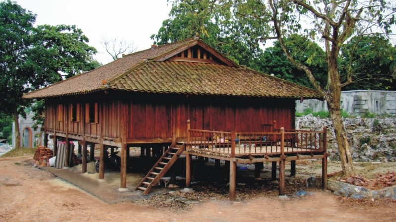 Nhà sàn - nét văn hoá truyền thống của quê hương Hà Giang