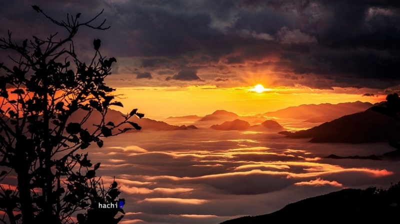 Khoảng khắc huy hoàng của Mặt Trời tại những địa điểm cao nhất Việt Nam