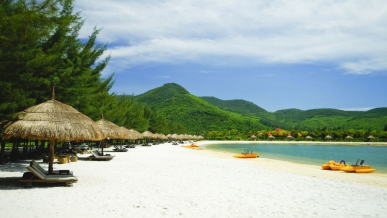 Nha Trang - Thiên đường nghỉ dưỡng với nắng vàng cùng biển xanh và cát trắng