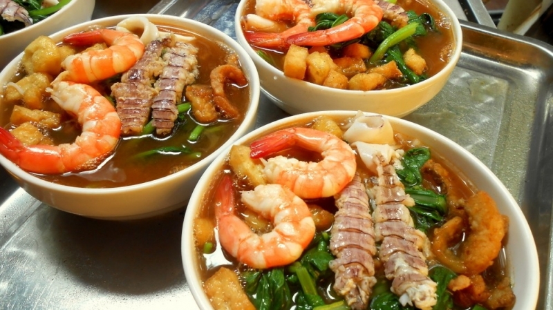Khám phá 5 món ăn Thái đang làm chao đảo giới trẻ Hà Thành