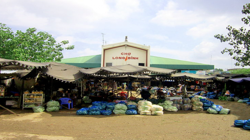 Chợ Long Bình